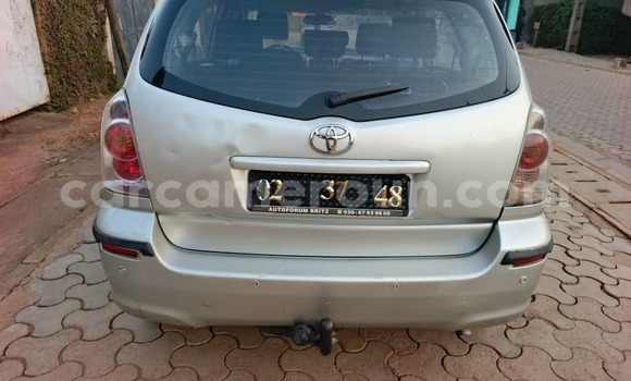 Buy Used Toyota Corolla Verso Silver Car in Yaounde in Central Cameroon Buy Used Toyota Corolla Verso Silver Car in Yaounde in Central Cameroon