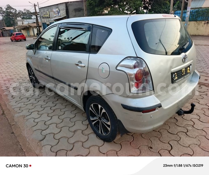 Big with watermark toyota corolla verso central cameroon yaounde 22147