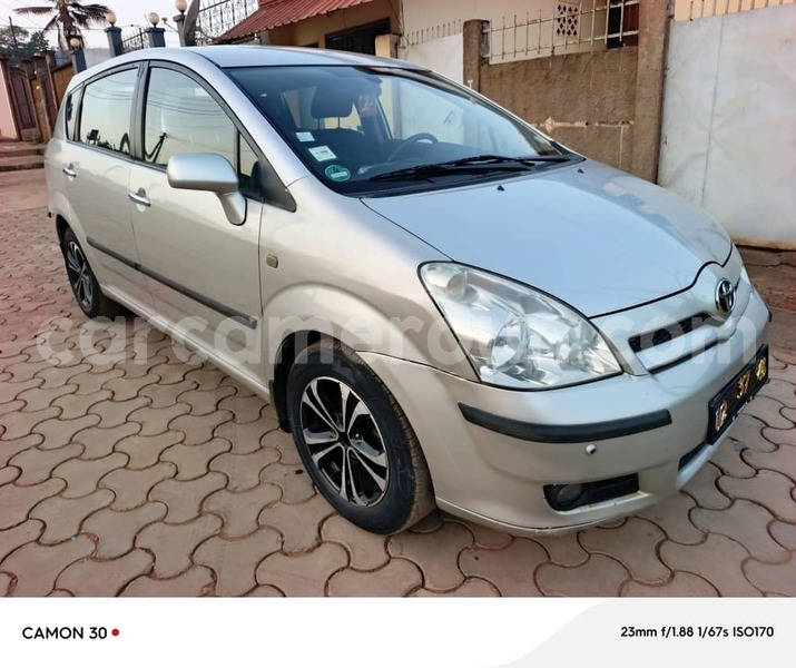 Big with watermark toyota corolla verso central cameroon yaounde 22147