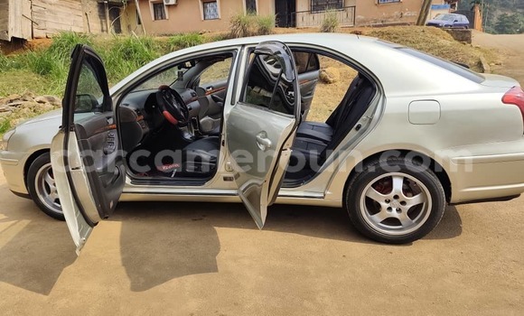 Acheter Occasion Voiture Toyota Avensis Gris à Yaoundé, Central Cameroon Acheter Occasion Voiture Toyota Avensis Gris à Yaoundé, Central Cameroon