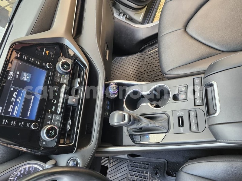 Big with watermark toyota highlander central cameroon yaounde 22150