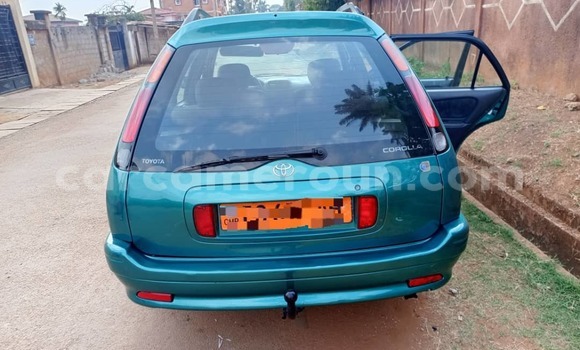 Acheter Occasion Voiture Toyota Corolla Vert à Yaoundé, Central Cameroon Acheter Occasion Voiture Toyota Corolla Vert à Yaoundé, Central Cameroon