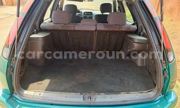 Acheter Occasion Voiture Toyota Corolla Vert à Yaoundé, Central Cameroon Acheter Occasion Voiture Toyota Corolla Vert à Yaoundé, Central Cameroon