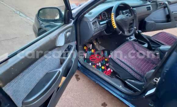 Sayi Na hannu Toyota Carina E Green Mota in Yaounde a Babban Kamaru Sayi Na hannu Toyota Carina E Green Mota in Yaounde a Babban Kamaru