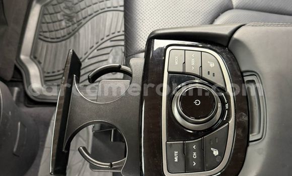 Acheter Occasion Voiture Hyundai Grandeur Noir à Yaoundé, Central Cameroon Acheter Occasion Voiture Hyundai Grandeur Noir à Yaoundé, Central Cameroon