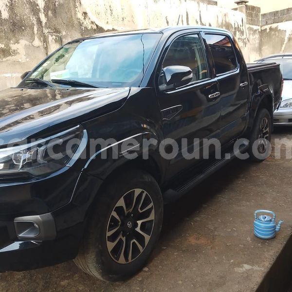 Big with watermark toyota hiluxe vigo central cameroon yaounde 22181