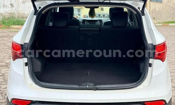 Acheter Occasion Voiture Hyundai Santa Fe Blanc à Yaoundé, Central Cameroon Acheter Occasion Voiture Hyundai Santa Fe Blanc à Yaoundé, Central Cameroon