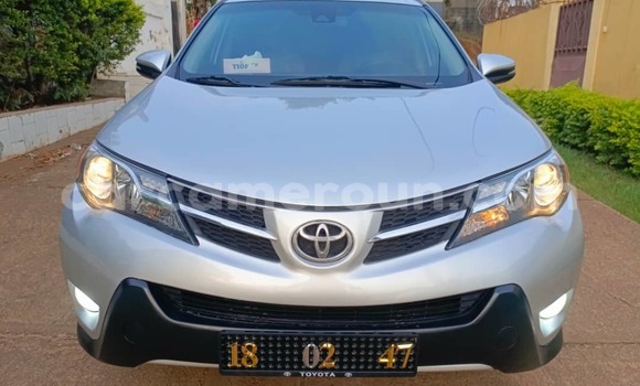 Acheter Occasion Voiture Toyota RAV4 Gris à Yaoundé, Central Cameroon Acheter Occasion Voiture Toyota RAV4 Gris à Yaoundé, Central Cameroon