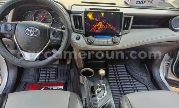 Acheter Occasion Voiture Toyota RAV4 Gris à Yaoundé, Central Cameroon Acheter Occasion Voiture Toyota RAV4 Gris à Yaoundé, Central Cameroon