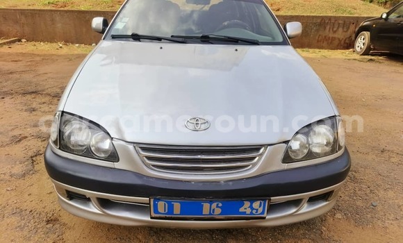 Acheter Occasion Voiture Toyota Avensis Gris à Yaoundé, Central Cameroon Acheter Occasion Voiture Toyota Avensis Gris à Yaoundé, Central Cameroon