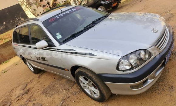 Acheter Occasion Voiture Toyota Avensis Gris à Yaoundé, Central Cameroon Acheter Occasion Voiture Toyota Avensis Gris à Yaoundé, Central Cameroon
