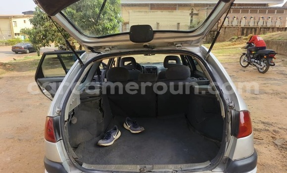 Acheter Occasion Voiture Toyota Avensis Gris à Yaoundé, Central Cameroon Acheter Occasion Voiture Toyota Avensis Gris à Yaoundé, Central Cameroon