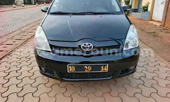 Buy Used Toyota Avensis Verso Black Car in Yaounde in Central Cameroon Buy Used Toyota Avensis Verso Black Car in Yaounde in Central Cameroon