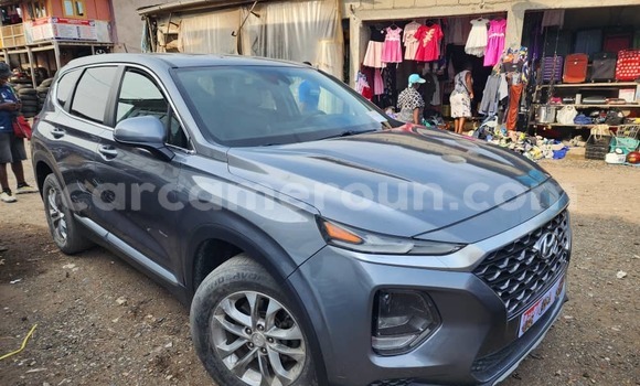 Acheter Occasion Voiture Hyundai Santa Fe Gris à Yaoundé, Central Cameroon Acheter Occasion Voiture Hyundai Santa Fe Gris à Yaoundé, Central Cameroon