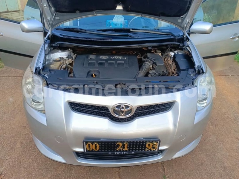 Big with watermark toyota auris central cameroon yaounde 22211