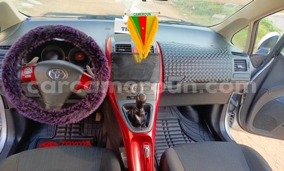 Buy Used Toyota Auris Silver Car in Yaounde in Central Cameroon Buy Used Toyota Auris Silver Car in Yaounde in Central Cameroon