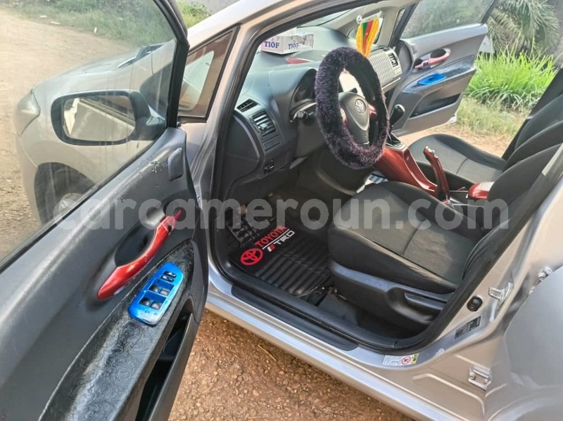 Big with watermark toyota auris central cameroon yaounde 22211