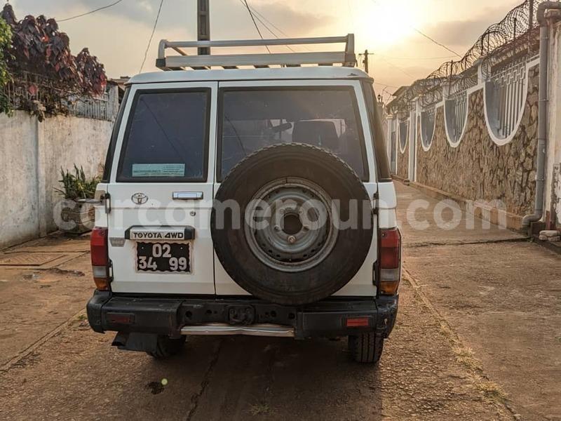 Big with watermark toyota land cruiser central cameroon yaounde 22212
