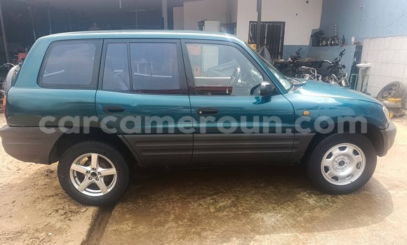 Acheter Occasion Voiture Toyota RAV4 Vert à Douala, Littoral Cameroon Acheter Occasion Voiture Toyota RAV4 Vert à Douala, Littoral Cameroon