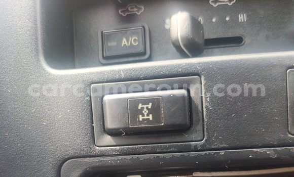 Acheter Occasion Voiture Toyota RAV4 Vert à Douala, Littoral Cameroon Acheter Occasion Voiture Toyota RAV4 Vert à Douala, Littoral Cameroon