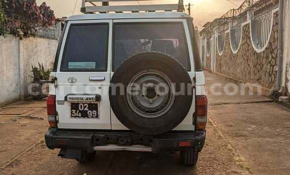 Sayi Na hannu Toyota Land Cruiser Sauran Mota in Douala a Ƙasar Kamaru Sayi Na hannu Toyota Land Cruiser Sauran Mota in Douala a Ƙasar Kamaru