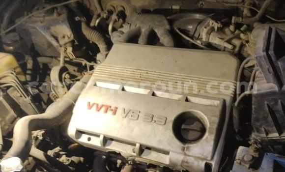 Sayi Na hannu Toyota Highlander Blue Mota in Douala a Ƙasar Kamaru Sayi Na hannu Toyota Highlander Blue Mota in Douala a Ƙasar Kamaru