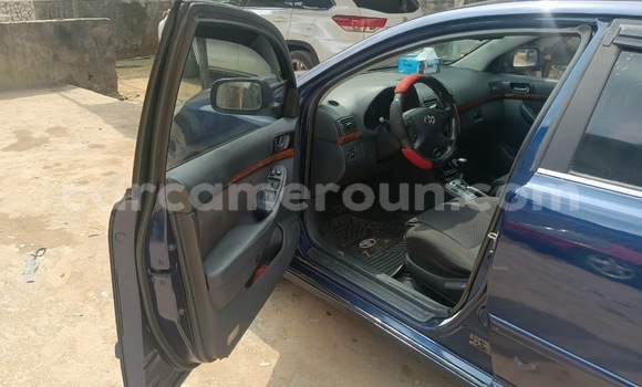 Acheter Occasion Voiture Toyota Avensis Bleu à Douala, Littoral Cameroon Acheter Occasion Voiture Toyota Avensis Bleu à Douala, Littoral Cameroon