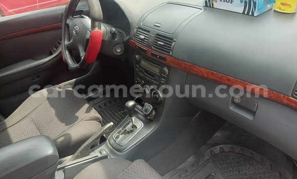 Acheter Occasion Voiture Toyota Avensis Bleu à Douala, Littoral Cameroon Acheter Occasion Voiture Toyota Avensis Bleu à Douala, Littoral Cameroon