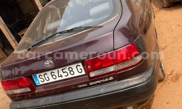 Acheter Occasion Voiture Toyota Carina E Rouge à Yaoundé, Central Cameroon