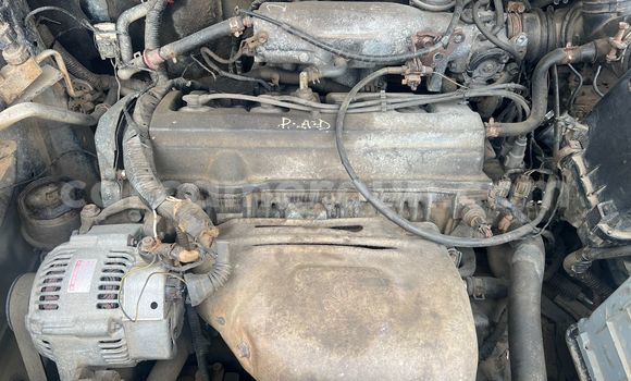 Sayi Imported Toyota RAV4 Blue Mota in Douala a Ƙasar Kamaru Sayi Imported Toyota RAV4 Blue Mota in Douala a Ƙasar Kamaru