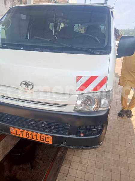 Big with watermark toyota hiace littoral cameroon douala 22243