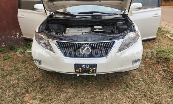 Sayi Na hannu Lexus RX 350 White Mota in Yaounde a Babban Kamaru Sayi Na hannu Lexus RX 350 White Mota in Yaounde a Babban Kamaru