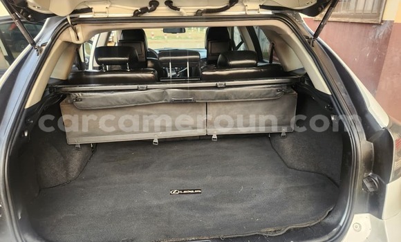 Sayi Na hannu Lexus RX 350 White Mota in Yaounde a Babban Kamaru Sayi Na hannu Lexus RX 350 White Mota in Yaounde a Babban Kamaru