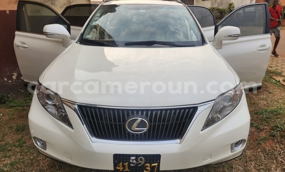 Sayi Na hannu Lexus RX 350 White Mota in Yaounde a Babban Kamaru Sayi Na hannu Lexus RX 350 White Mota in Yaounde a Babban Kamaru