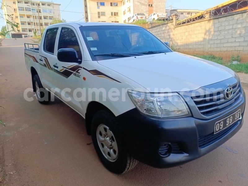 Big with watermark toyota hilux central cameroon yaounde 22262