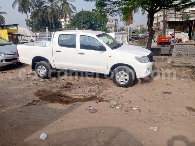 Big with watermark toyota hiluxe vigo littoral cameroon douala 22264