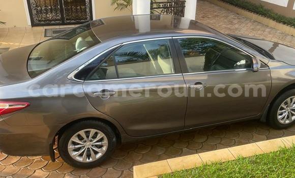 Acheter Occasion Voiture Toyota Camry Gris à Yaoundé, Central Cameroon Acheter Occasion Voiture Toyota Camry Gris à Yaoundé, Central Cameroon