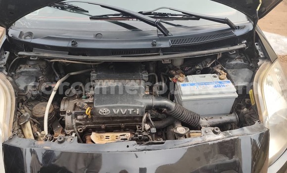 Acheter Occasion Voiture Toyota Vitz Noir à Yaoundé, Central Cameroon Acheter Occasion Voiture Toyota Vitz Noir à Yaoundé, Central Cameroon