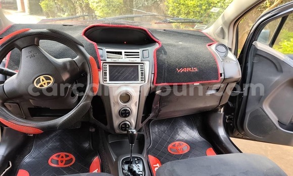 Acheter Occasion Voiture Toyota Vitz Noir à Yaoundé, Central Cameroon Acheter Occasion Voiture Toyota Vitz Noir à Yaoundé, Central Cameroon