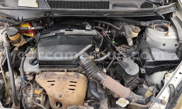 Acheter Occasion Voiture Toyota RAV4 Gris à Yaoundé, Central Cameroon Acheter Occasion Voiture Toyota RAV4 Gris à Yaoundé, Central Cameroon