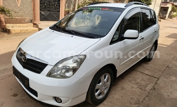 Acheter Occasion Voiture Toyota Corolla Blanc à Yaoundé, Central Cameroon Acheter Occasion Voiture Toyota Corolla Blanc à Yaoundé, Central Cameroon