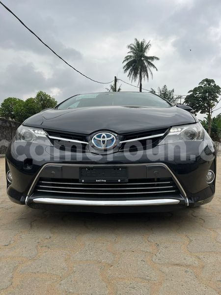 Big with watermark toyota auris littoral cameroon douala 22282