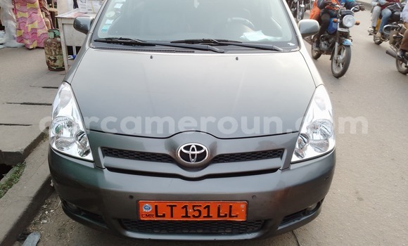 Buy Used Toyota Corolla Verso Silver Car in Douala in Littoral Cameroon Buy Used Toyota Corolla Verso Silver Car in Douala in Littoral Cameroon