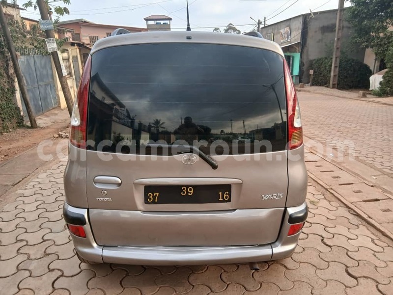 Big with watermark toyota yaris verso central cameroon yaounde 22295