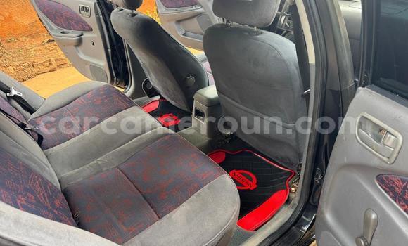 Sayi Na hannu Toyota Avensis Black Mota in Yaounde a Babban Kamaru Sayi Na hannu Toyota Avensis Black Mota in Yaounde a Babban Kamaru