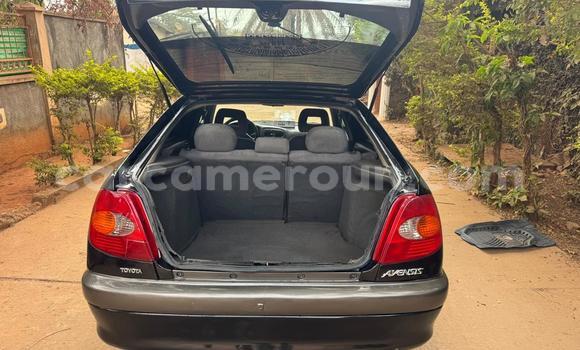 Sayi Na hannu Toyota Avensis Black Mota in Yaounde a Babban Kamaru Sayi Na hannu Toyota Avensis Black Mota in Yaounde a Babban Kamaru
