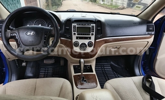 Sayi Na hannu Hyundai Santa Fe Blue Mota in Yaounde a Babban Kamaru Sayi Na hannu Hyundai Santa Fe Blue Mota in Yaounde a Babban Kamaru