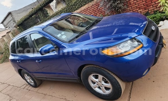 Buy Used Hyundai Santa Fe Blue Car in Yaounde in Central Cameroon Buy Used Hyundai Santa Fe Blue Car in Yaounde in Central Cameroon