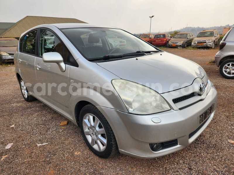 Big with watermark toyota corolla verso central cameroon yaounde 22305
