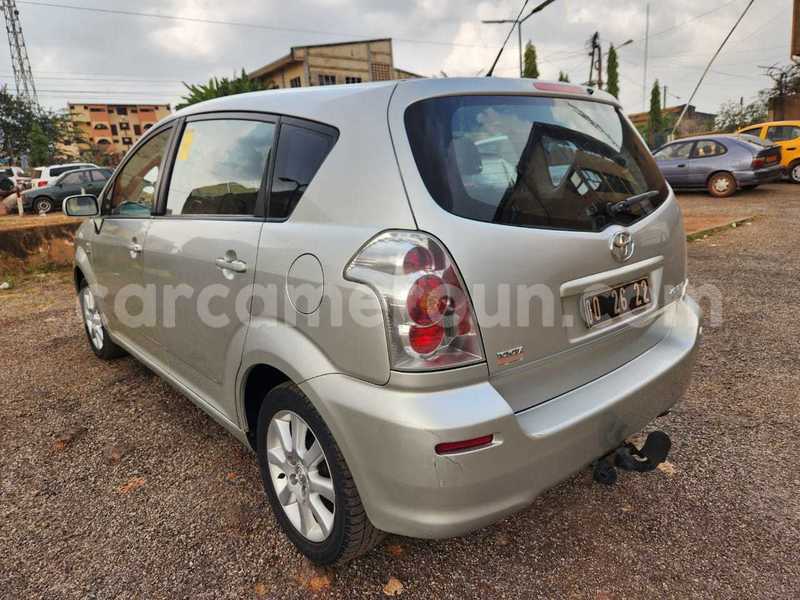 Big with watermark toyota corolla verso central cameroon yaounde 22305
